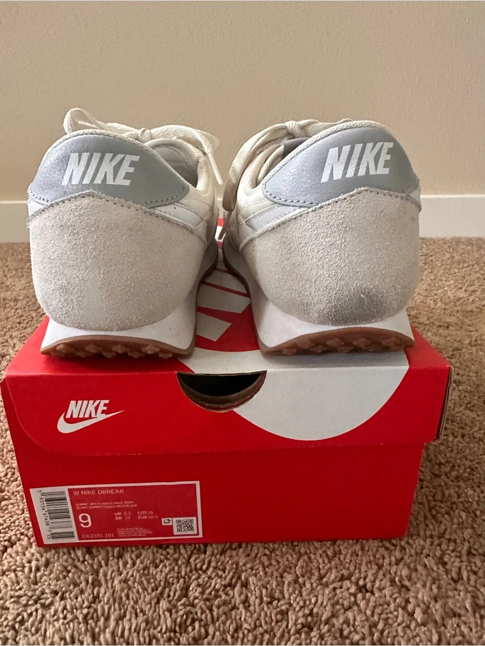 Nike Women’s Daybreak Sneaker